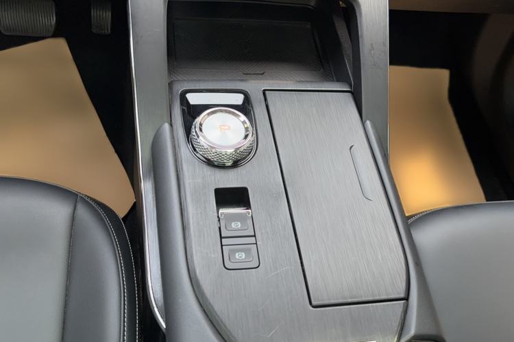 Used Haval H6 2022 Third Generation 1.5T DHT Gear Lever