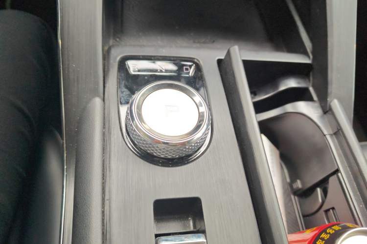 Used Haval H6 2022 Third Generation 1.5T DHT Gear Lever