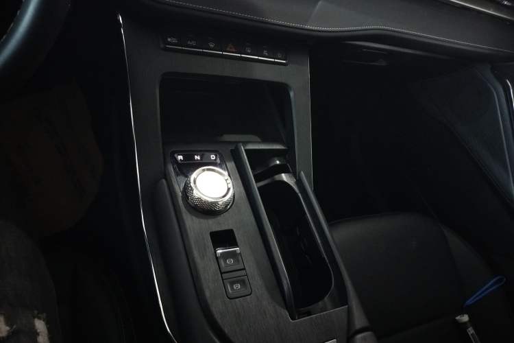 Used Haval H6 2022 Third Generation 1.5T DHT Gear Lever
