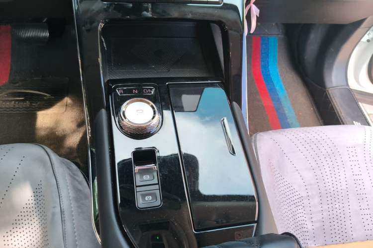 Used Haval H6 2022 3rd Generation 1.5T Automatic Two-Wheel Drive Max Gear Lever