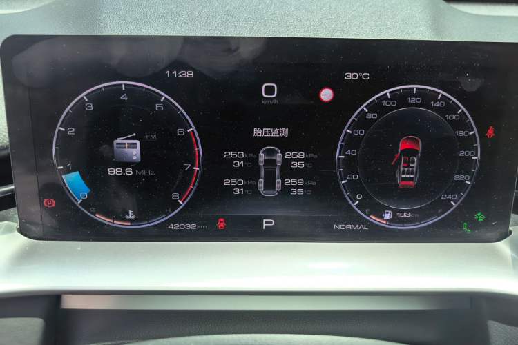 Used Haval H6 2022 3rd Generation 1.5T Automatic Two-Wheel Drive Max Instrument Cluster