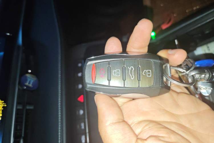 Used Haval H6 2022 Third Generation 1.5T DHT Interior 1