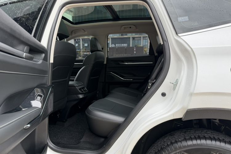 Used Haval H6 2022 3rd Generation 1.5T Automatic Two-Wheel Drive Pro Interior 4