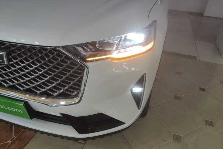 Used Haval H6 2022 3rd Generation 1.5T Automatic Two-Wheel Drive Pro Left Front Headlight