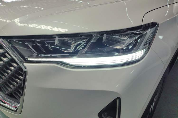 Used Haval H6 2022 3rd Generation 1.5T Automatic Two-Wheel Drive Pro Left Front Headlight