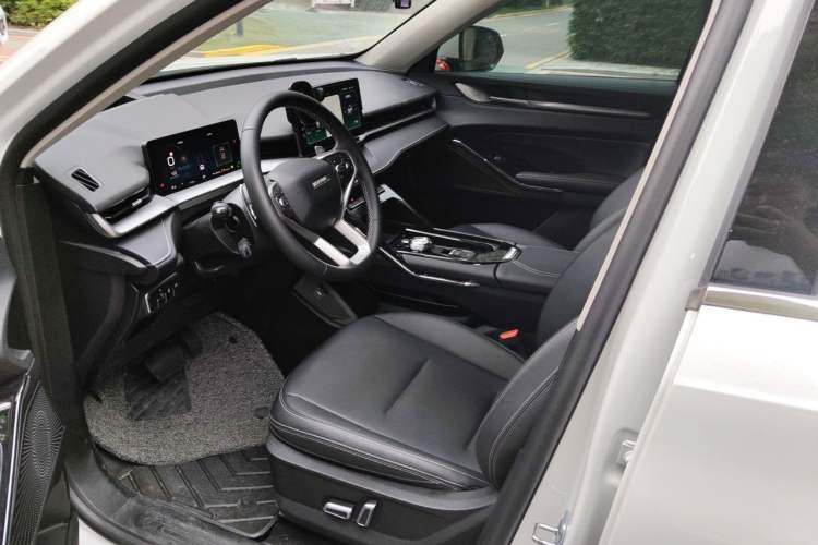 Used Haval H6 2022 3rd Generation 1.5T Automatic Two-Wheel Drive Max Left Front Seat