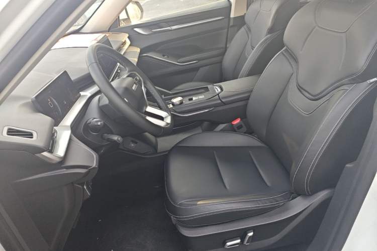 Used Haval H6 2022 Third Generation 1.5T DHT Left Front Seat