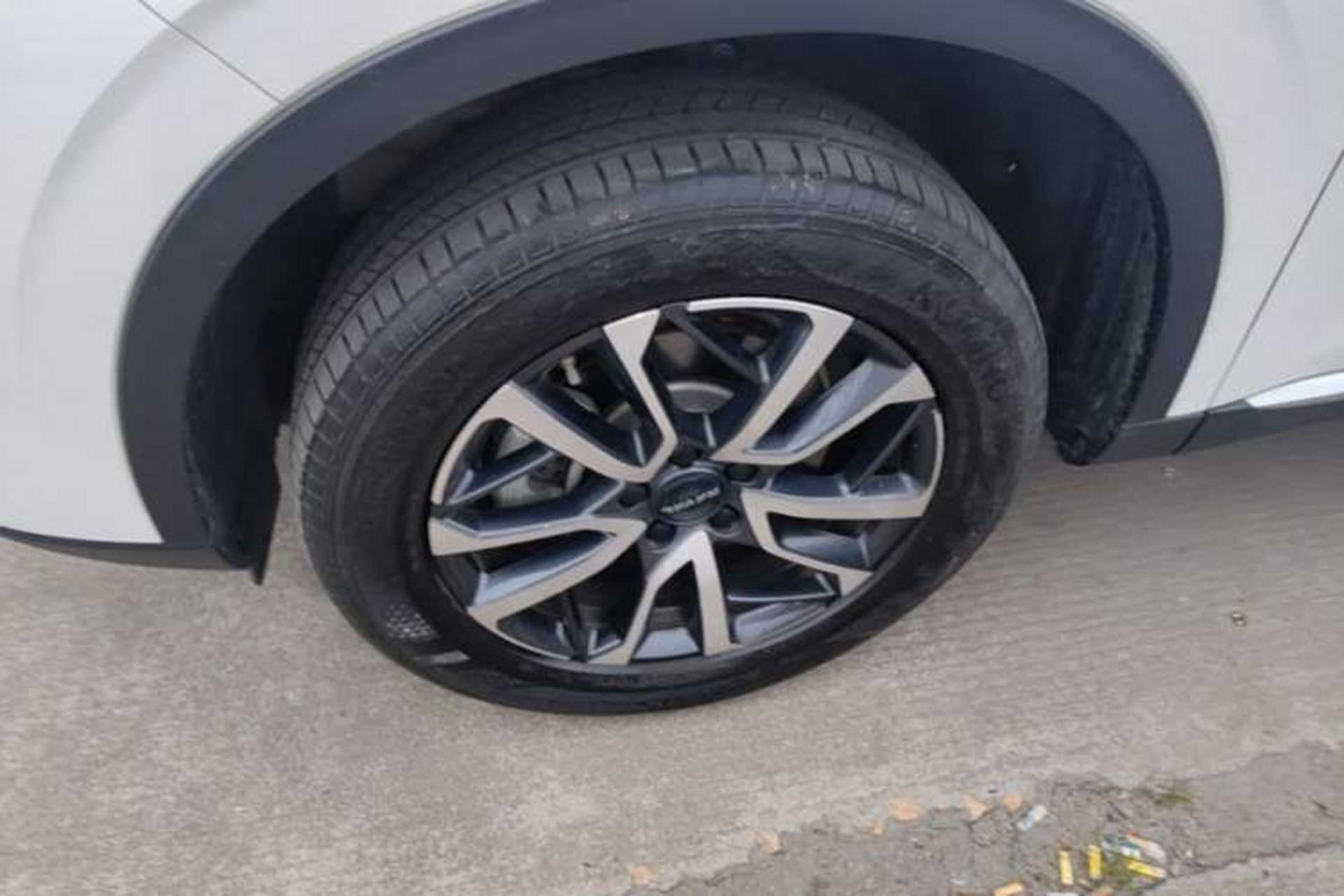 Used Haval H6 2022 3rd Generation 1.5T Automatic Two-Wheel Drive Pro Left Front Wheel Hub