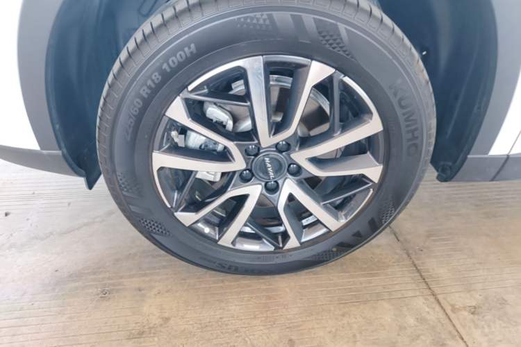 Used Haval H6 2022 3rd Generation 1.5T Automatic Two-Wheel Drive Max Left Front Wheel Hub