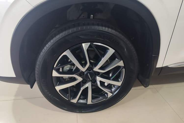 Used Haval H6 2022 3rd Generation 1.5T Automatic Two-Wheel Drive Max Left Front Wheel Hub