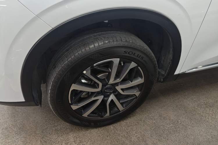 Used Haval H6 2022 3rd Generation 1.5T Automatic Two-Wheel Drive Pro Left Front Wheel Hub