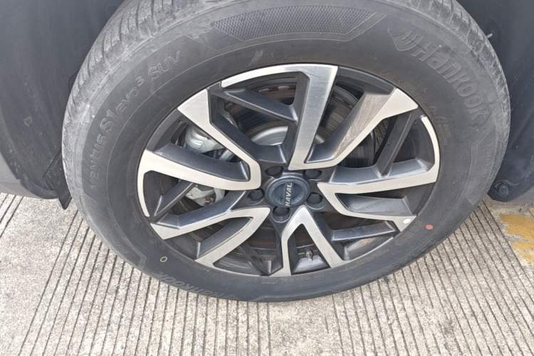 Used Haval H6 2022 Third Generation 1.5T DHT Left Front Wheel Hub