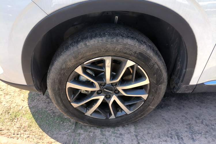 Used Haval H6 2022 3rd Generation 1.5T Automatic Two-Wheel Drive Max Left Front Wheel Hub