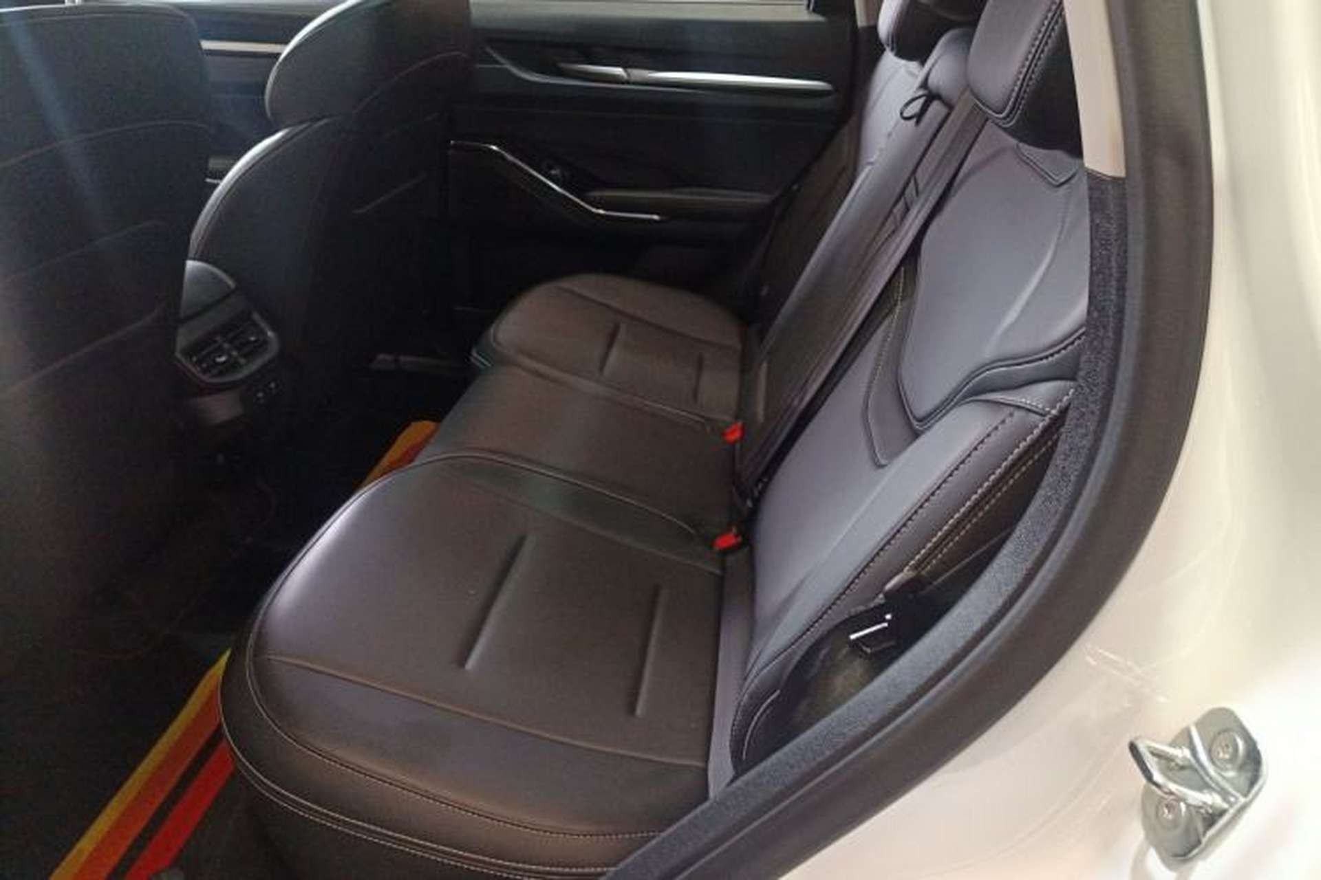 Used Haval H6 2022 3rd Generation 1.5T Automatic Two-Wheel Drive Pro Left Rear Seat