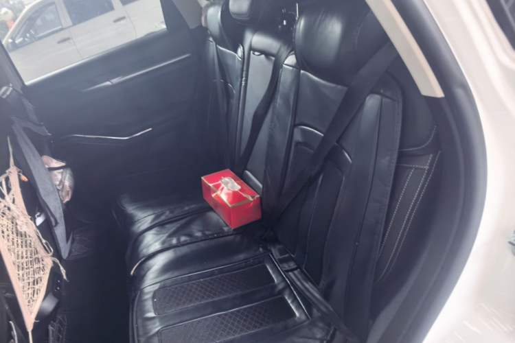 Used Haval H6 2022 3rd Generation 1.5T Automatic Two-Wheel Drive Max Left Rear Seat