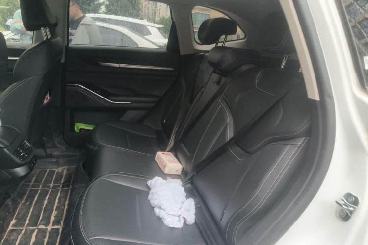 Used Haval H6 2022 3rd Generation 1.5T Automatic Two-Wheel Drive Max Left Rear Seat