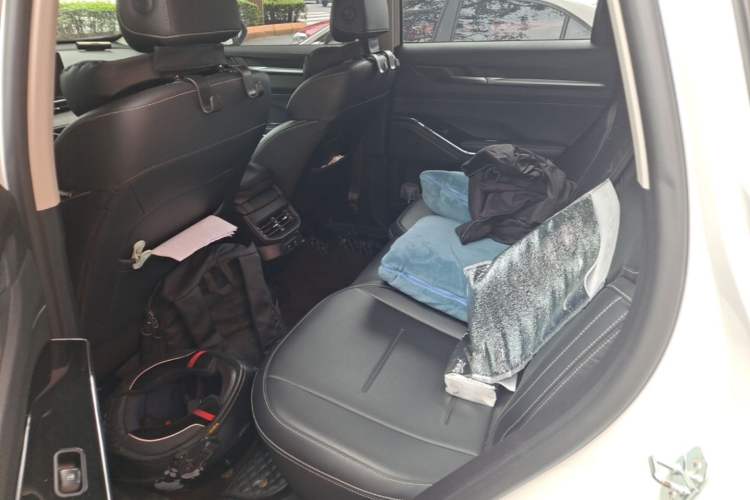 Used Haval H6 2022 3rd Generation 1.5T Automatic Two-Wheel Drive Max Left Rear Seat
