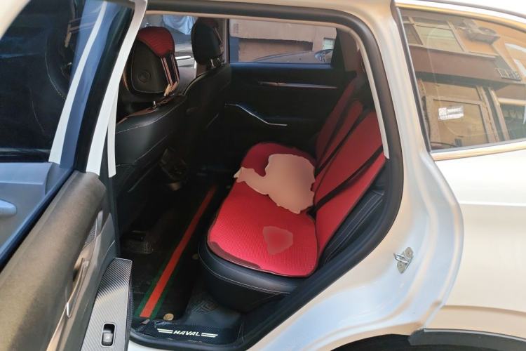 Used Haval H6 2022 3rd Generation 1.5T Automatic Two-Wheel Drive Pro Left Rear Seat