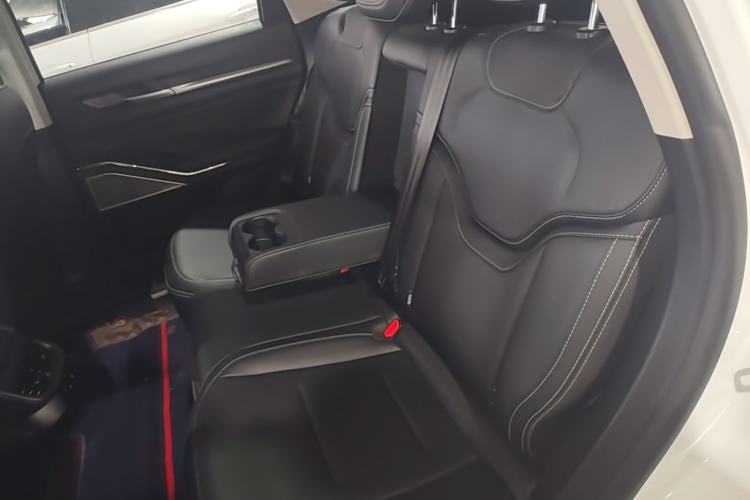 Used Haval H6 2022 3rd Generation 1.5T Automatic Two-Wheel Drive Max Left Rear Seat
