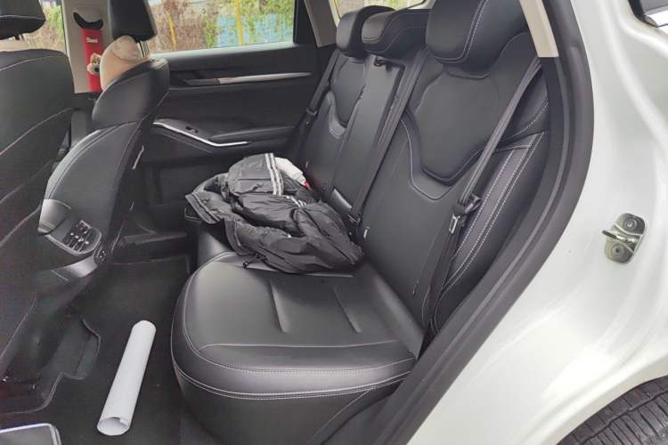 Used Haval H6 2022 3rd Generation 1.5T Automatic Two-Wheel Drive Max Left Rear Seat