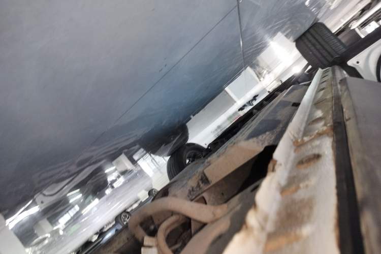 Used Haval H6 2022 Third Generation 1.5T DHT Left Side Sill