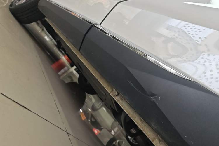 Used Haval H6 2022 3rd Generation 1.5T Automatic Two-Wheel Drive Max Left Side Sill