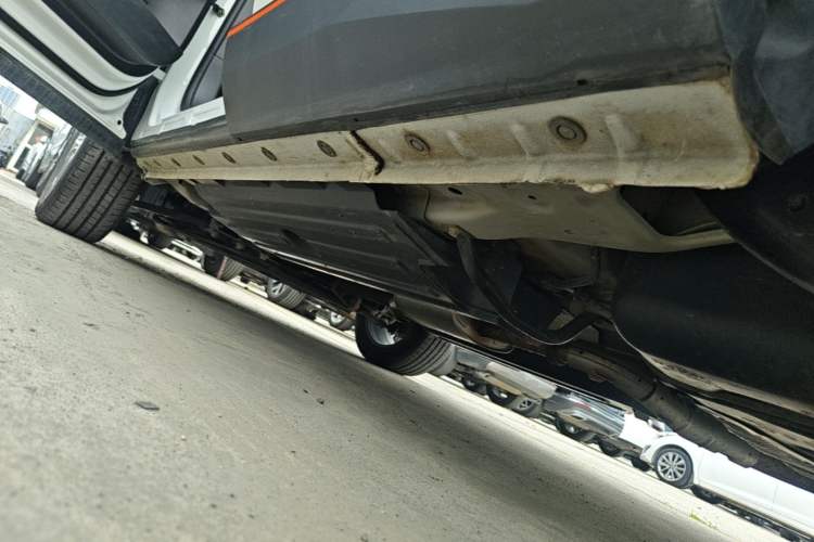 Used Haval H6 2022 3rd Generation 1.5T Automatic Two-Wheel Drive Supreme+ Left Side Sill