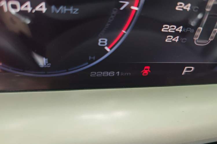 Used Haval H6 2022 3rd Generation 1.5T Automatic Two-Wheel Drive Pro Odometer Close Up