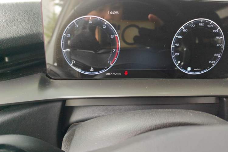 Used Haval H6 2022 3rd Generation 1.5T Automatic Two-Wheel Drive Pro Odometer Close Up