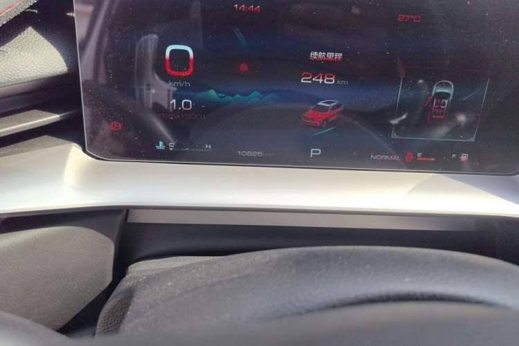 Used Haval H6 2022 3rd Generation 1.5T Automatic Two-Wheel Drive Pro Odometer Close Up