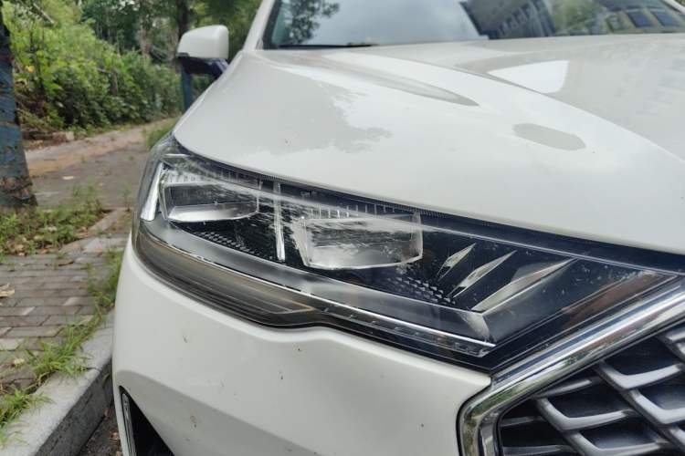 Used Haval H6 2022 3rd Generation 1.5T Automatic Two-Wheel Drive Max Right Front Headlight