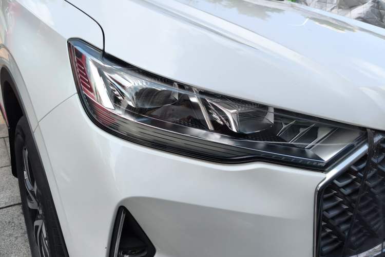 Used Haval H6 2022 3rd Generation 1.5T Automatic Two-Wheel Drive Max Right Front Headlight