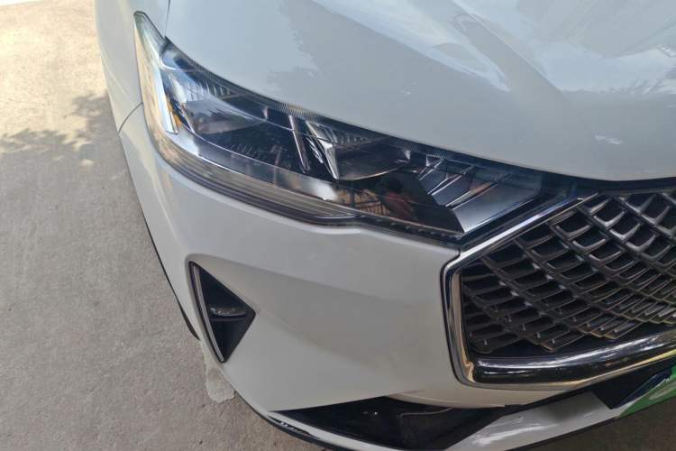Used Haval H6 2022 3rd Generation 1.5T Automatic Two-Wheel Drive Max Right Front Headlight