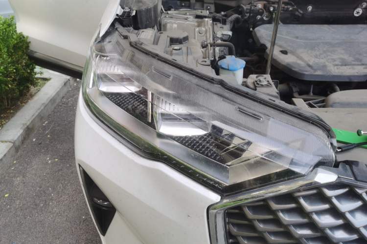 Used Haval H6 2022 3rd Generation 1.5T Automatic Two-Wheel Drive Max Right Front Headlight