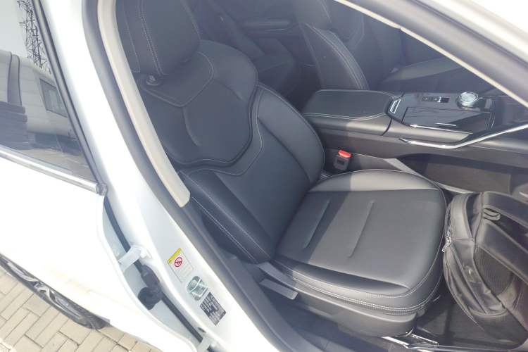 Used Haval H6 2022 3rd Generation 1.5T Automatic Two-Wheel Drive Max Right Front Seat
