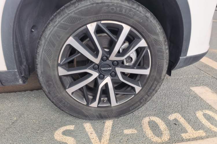 Used Haval H6 2022 3rd Generation 1.5T Automatic Two-Wheel Drive Max Right Front Wheel Hub