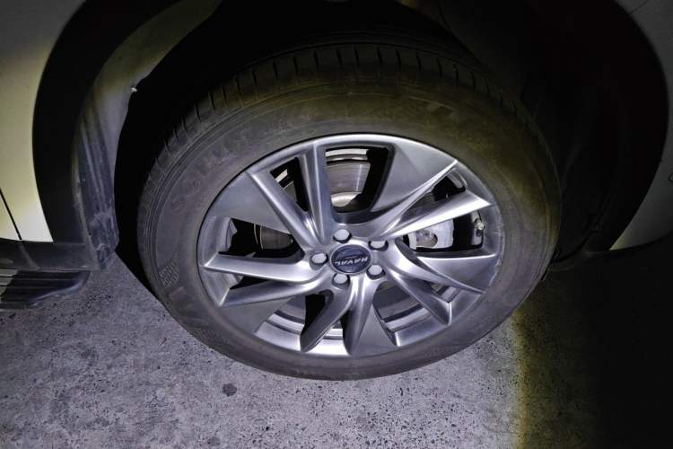 Used Haval H6 2022 3rd Generation 1.5T Automatic Two-Wheel Drive Supreme+ Right Front Wheel Hub