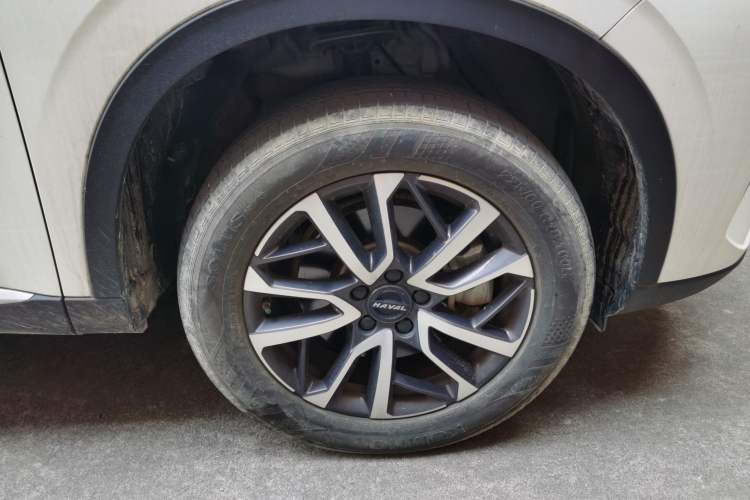 Used Haval H6 2022 3rd Generation 1.5T Automatic Two-Wheel Drive Max Right Front Wheel Hub