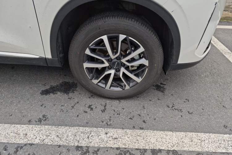 Used Haval H6 2022 3rd Generation 1.5T Automatic Two-Wheel Drive Max Right Front Wheel Hub