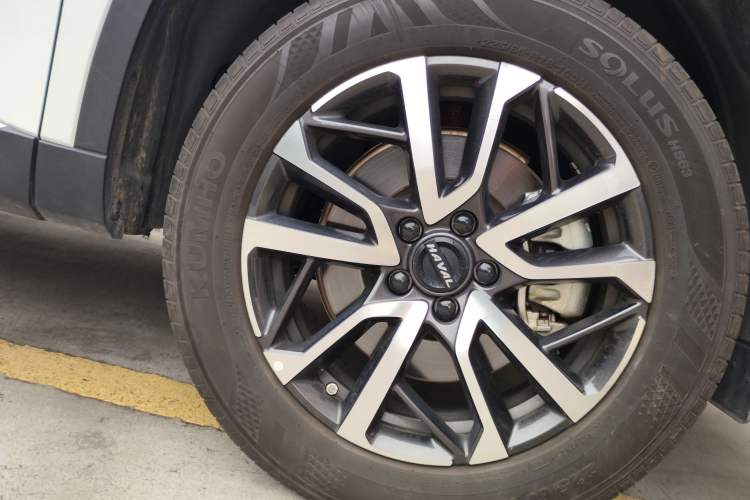 Used Haval H6 2022 3rd Generation 1.5T Automatic Two-Wheel Drive Max Right Front Wheel Hub