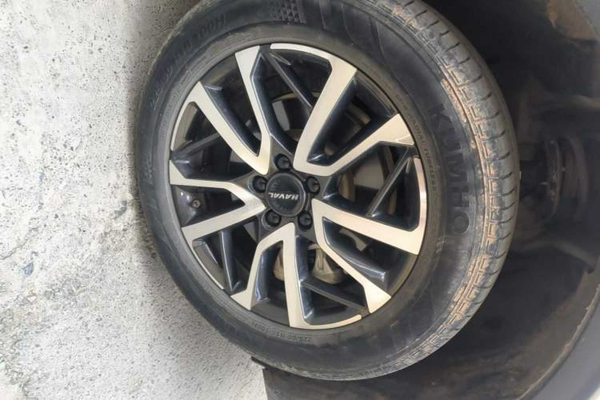 Used Haval H6 2022 3rd Generation 1.5T Automatic Two-Wheel Drive Max Right Front Wheel Hub