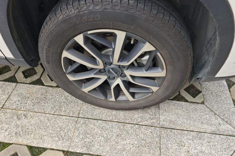 Used Haval H6 2022 3rd Generation 1.5T Automatic Two-Wheel Drive Max Right Front Wheel Hub