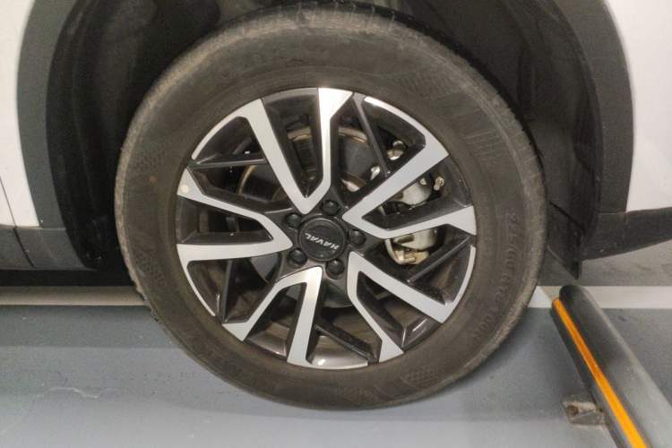 Used Haval H6 2022 3rd Generation 1.5T Automatic Two-Wheel Drive Max Right Front Wheel Hub