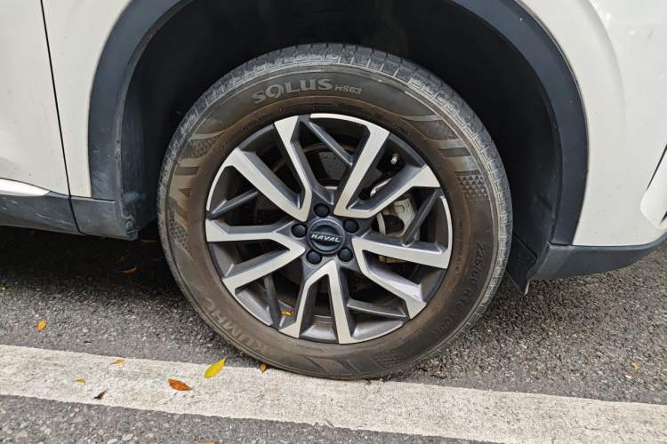 Used Haval H6 2022 3rd Generation 1.5T Automatic Two-Wheel Drive Max Right Front Wheel Hub