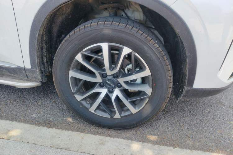 Used Haval H6 2022 3rd Generation 1.5T Automatic Two-Wheel Drive Max Right Front Wheel Hub
