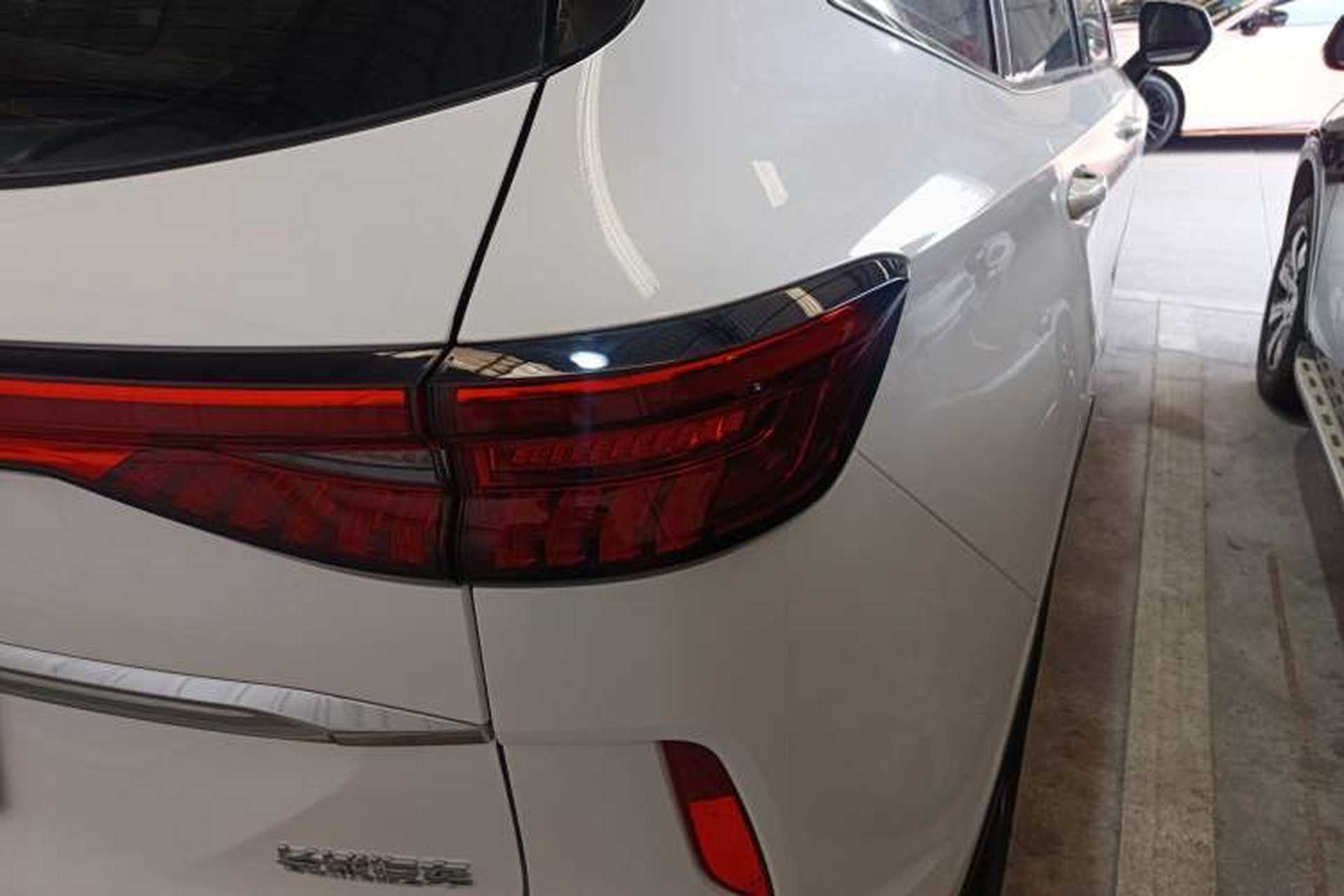 Used Haval H6 2022 3rd Generation 1.5T Automatic Two-Wheel Drive Pro Right Rear Taillight