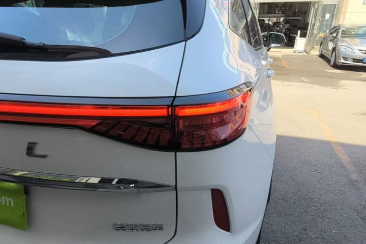 Used Haval H6 2022 3rd Generation 1.5T Automatic Two-Wheel Drive Max Right Rear Taillight