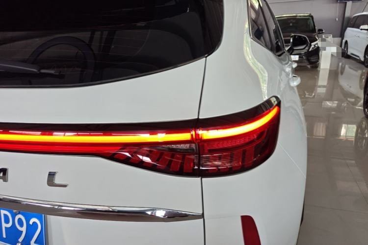 Used Haval H6 2022 3rd Generation 1.5T Automatic Two-Wheel Drive Max Right Rear Taillight