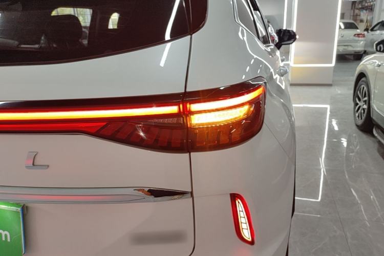 Used Haval H6 2022 3rd Generation 1.5T Automatic Two-Wheel Drive Max Right Rear Taillight