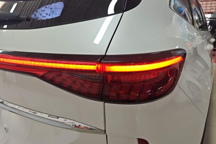 Used Haval H6 2022 3rd Generation 1.5T Automatic Two-Wheel Drive Max Right Rear Taillight
